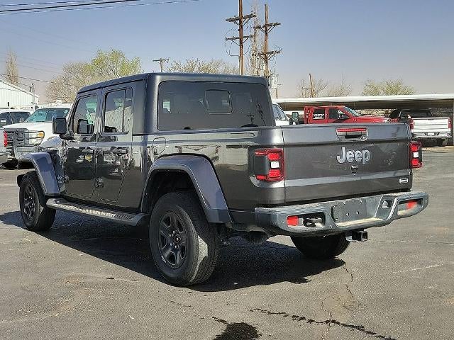 2022 Jeep Gladiator Overland