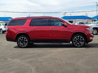 2022 Chevrolet Suburban RST