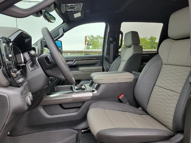2026 Chevrolet Silverado 2500 HD ZR2 - Photo 12