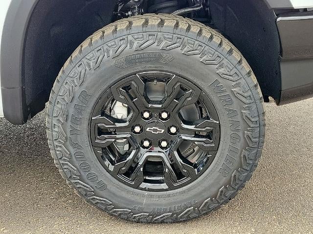 2026 Chevrolet Silverado 1500 ZR2 - Photo 7