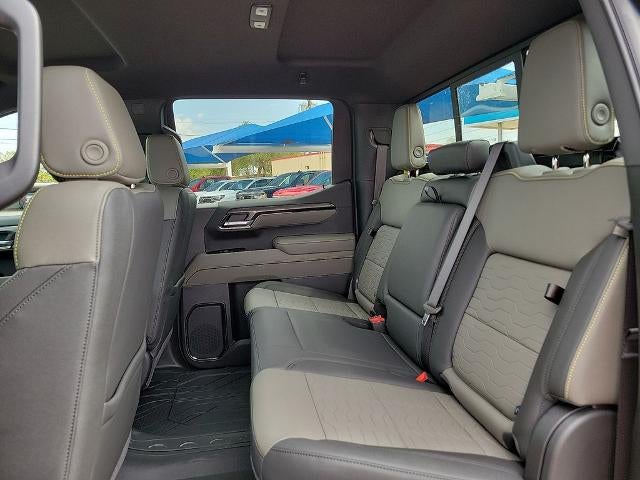 2026 Chevrolet Silverado 1500 ZR2 - Photo 8
