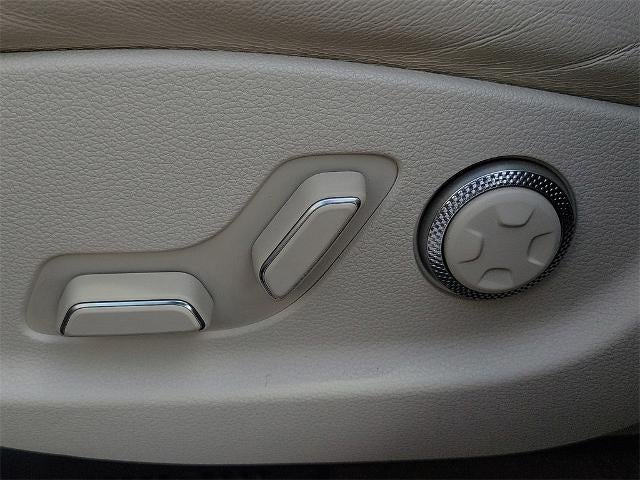 2024 Genesis GV80 Base