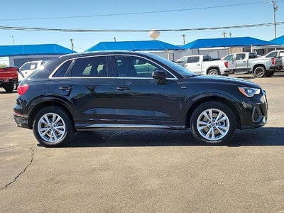 2021 Audi Q3 S line Premium